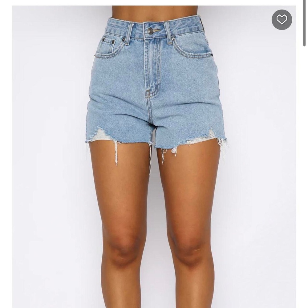 NWT White Fox Boutique On Vacay Denim Shorts